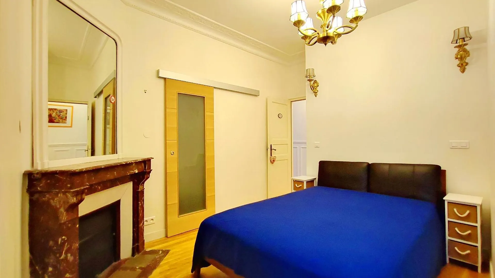 Bd De Grenelle - Paris 15 Apartment 0*,  France
